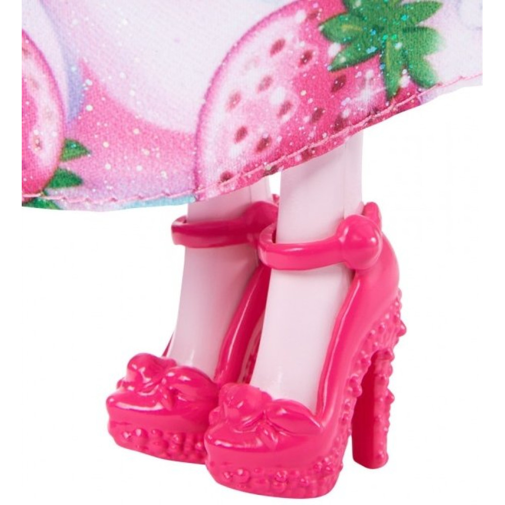 Кукла Barbie Принцесса из Свитвилля (DYX28)