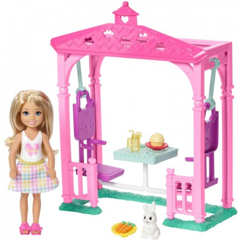 Игровой набор Barbie Угощение Челси и зверька (FDB32)
