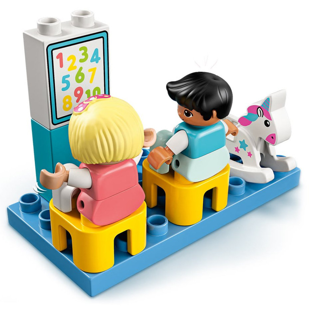 Конструктор Lego Duplo Игровая комната (10925) Конструктор Lego Duplo Игровая комната (10925)