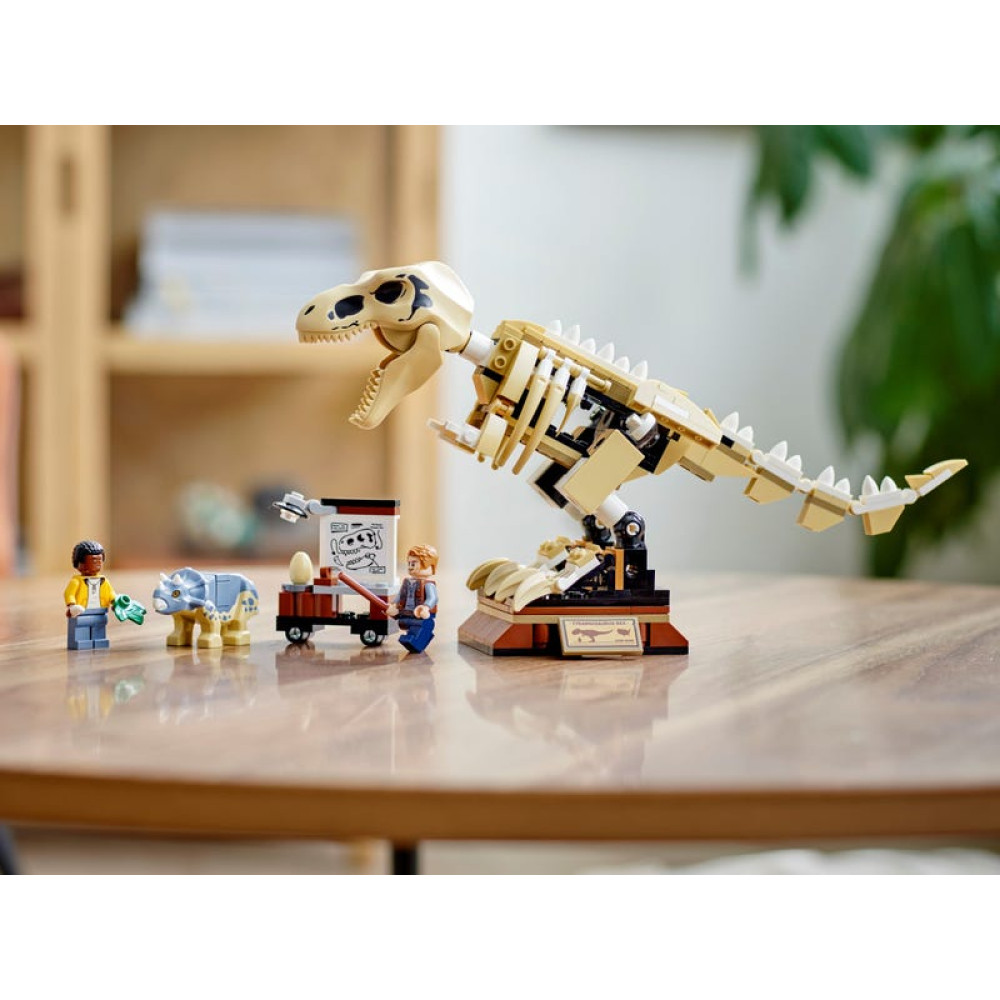 Конструктор Lego Jurassic World Виставковий скелет тиранозавра (76940) Конструктор Lego Jurassic World Виставковий скелет тиранозавра (76940)