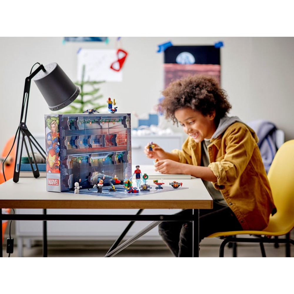 Конструктор Lego Super Heroes Marvel Avengers Новорічний календар Месники (76196)