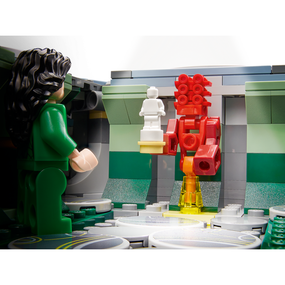 Конструктор Lego Super Heroes Marvel Возрождение Домо (76156)