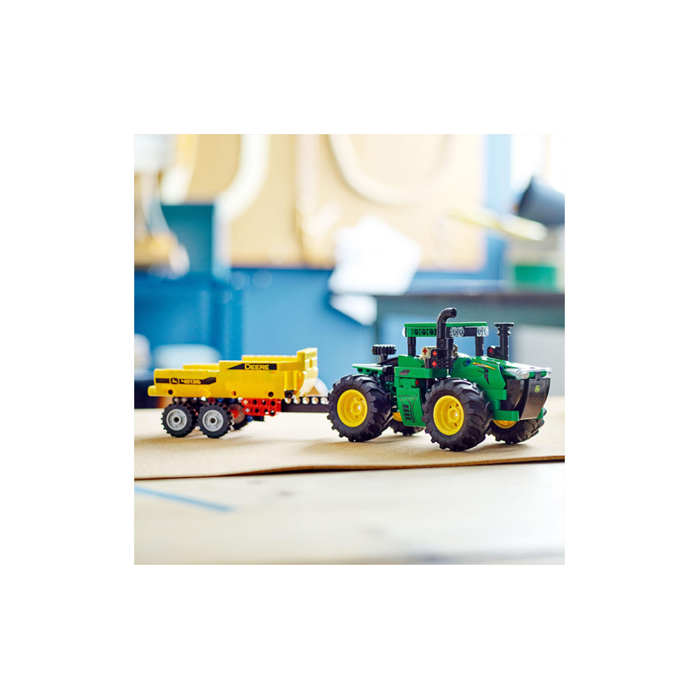Конструктор Lego Technic John Deere 9620R 4WD Tractor (42136)