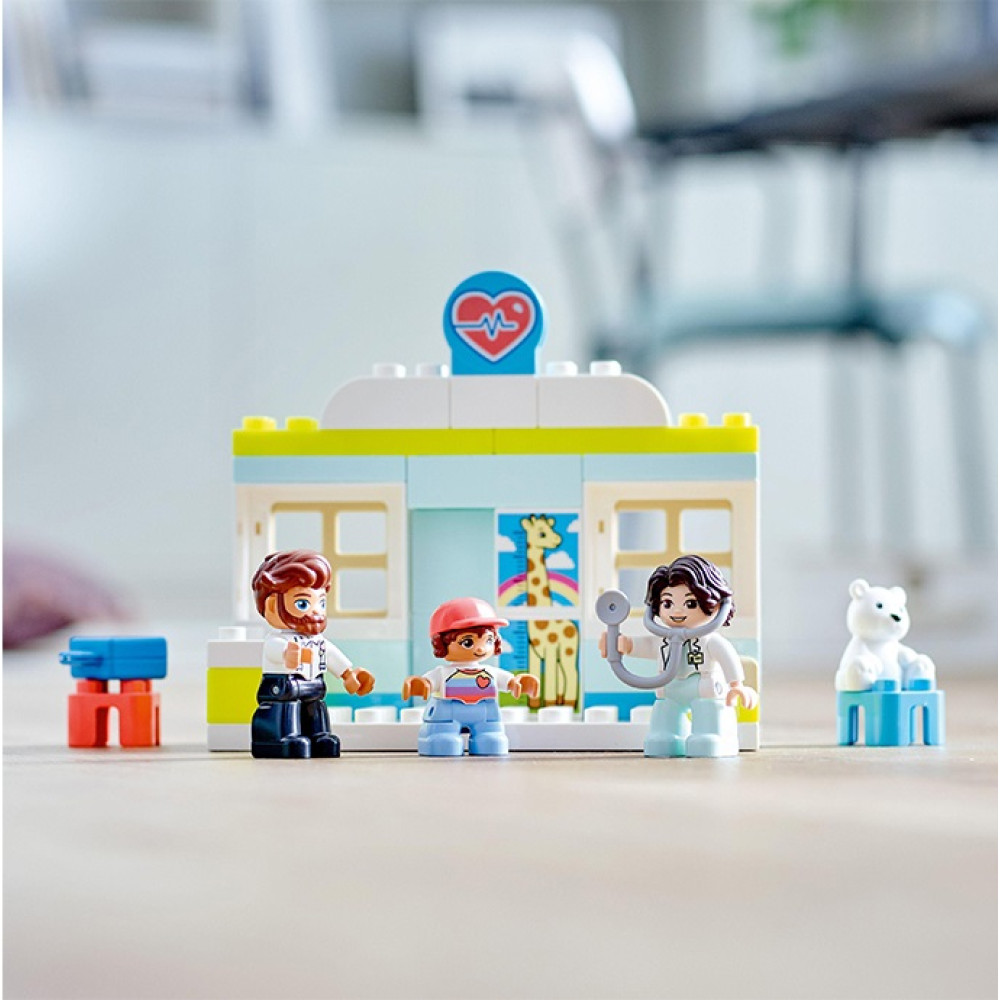 Конструктор Lego Duplo Town Похід до лікаря (10968) Конструктор Lego Duplo Town Похід до лікаря (10968)