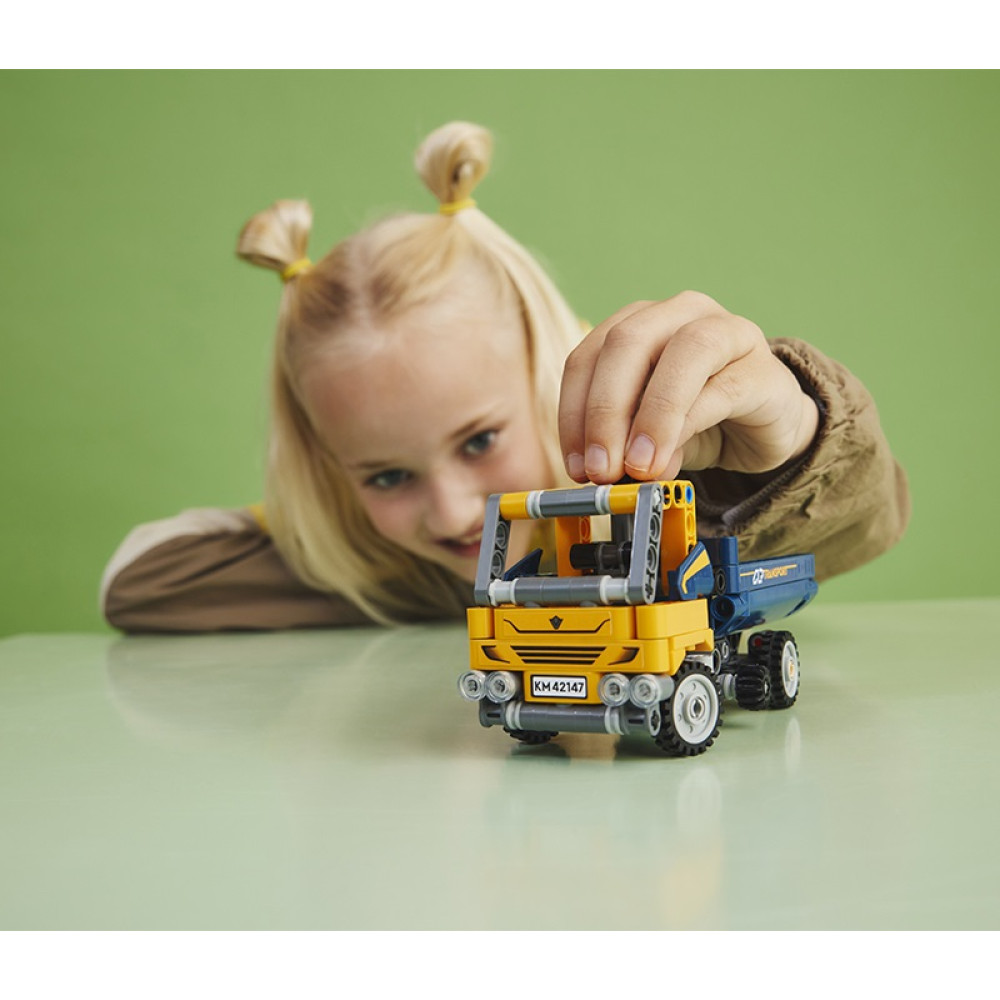 Конструктор Lego Technic Самоскид (42147) Конструктор Lego Technic Самоскид (42147)