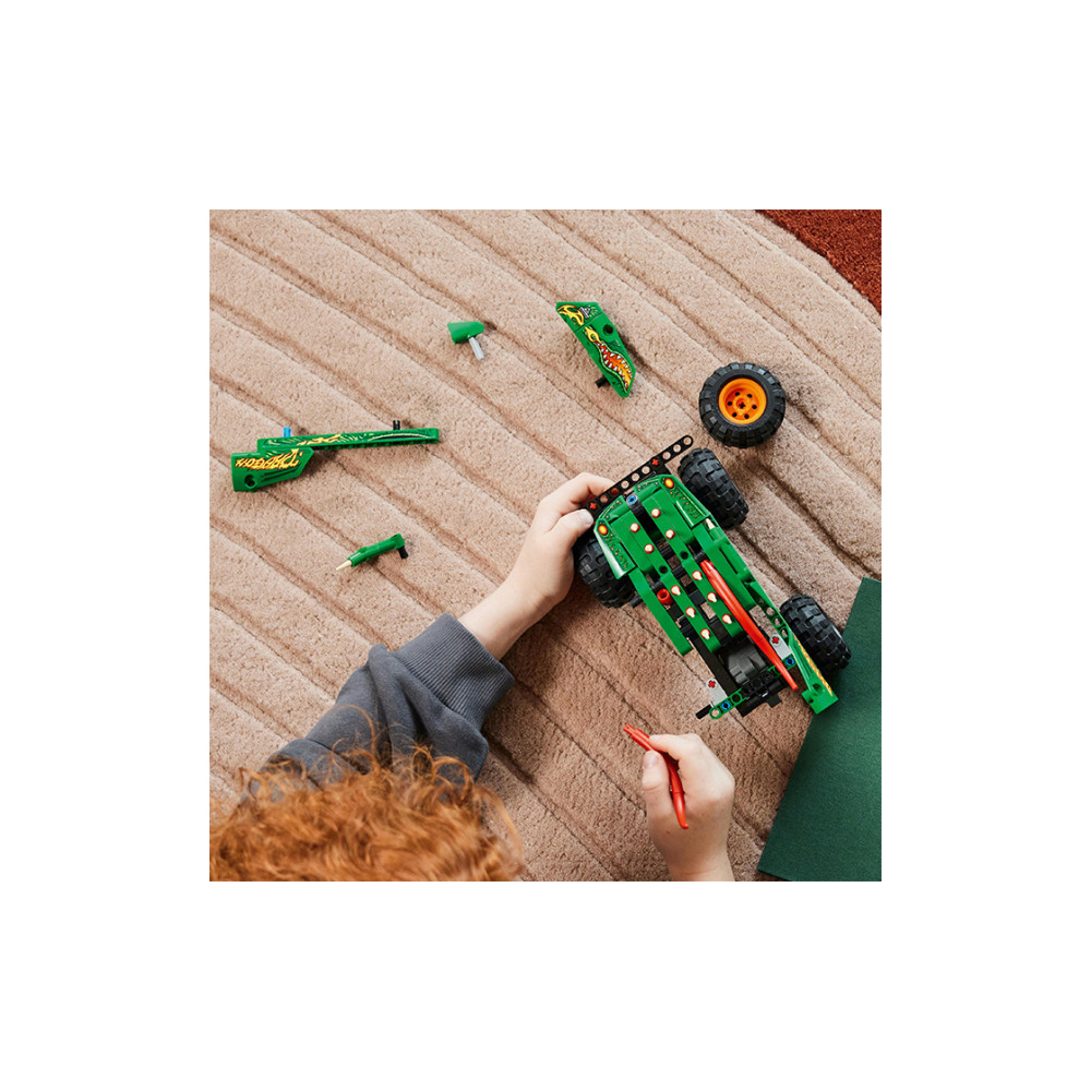 Конструктор Lego Technic Monster Jam™ Dragon™ (42149) Конструктор Lego Technic Monster Jam™ Dragon™ (42149)