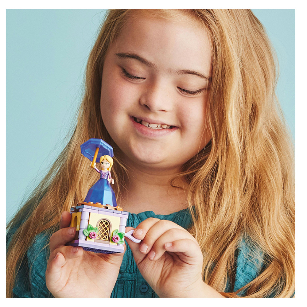 Конструктор Lego Disney Princess Кружащаяся Рапунцель (43214) Конструктор Lego Disney Princess Кружащаяся Рапунцель (43214)