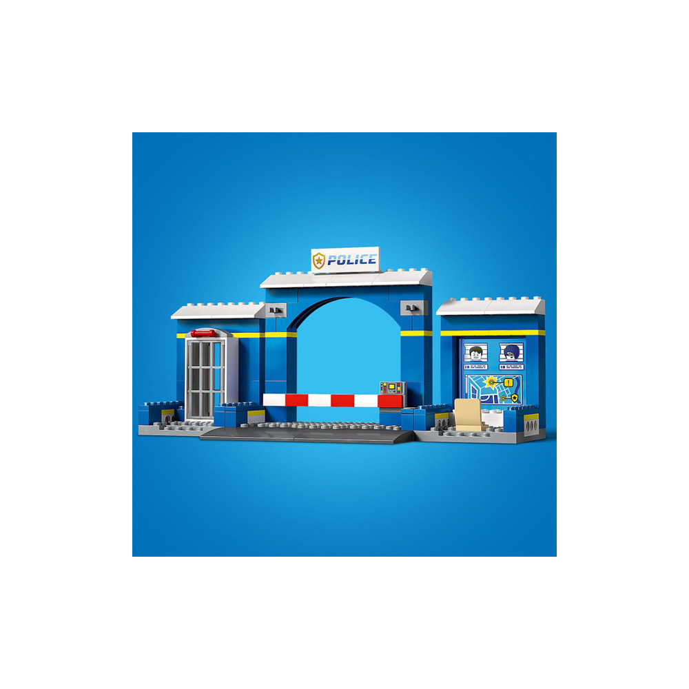 Конструктор Lego City Погоня в поліцейській дільниці (60370) Конструктор Lego City Погоня в поліцейській дільниці (60370)