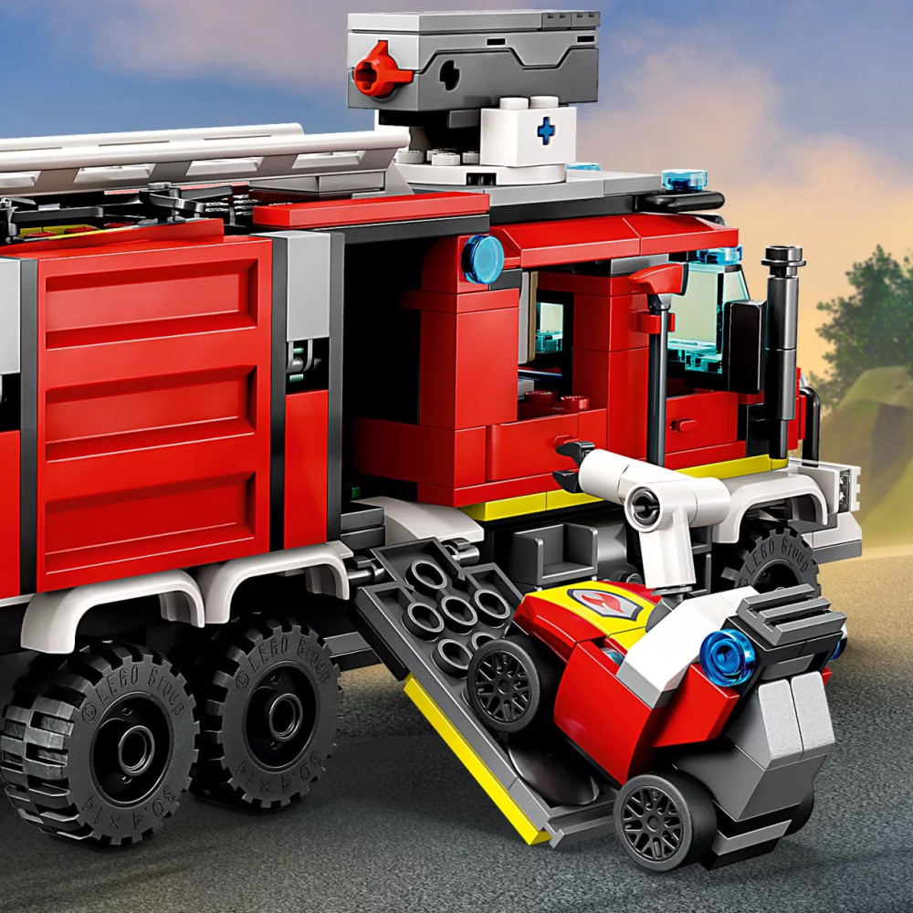 Конструктор Lego City Машина пожарного расчета (60374)