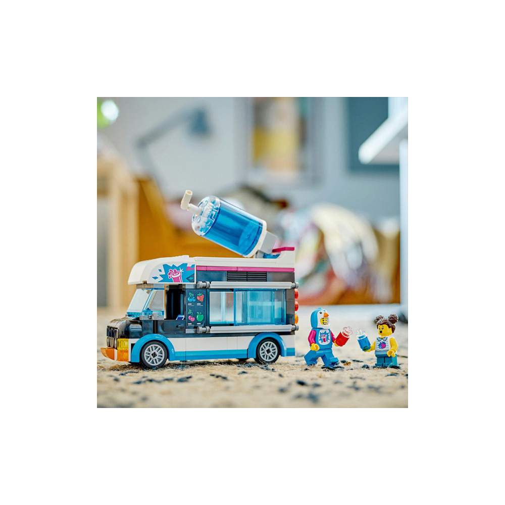 Конструктор Lego City Коктейльный фургон пингвина (60384)