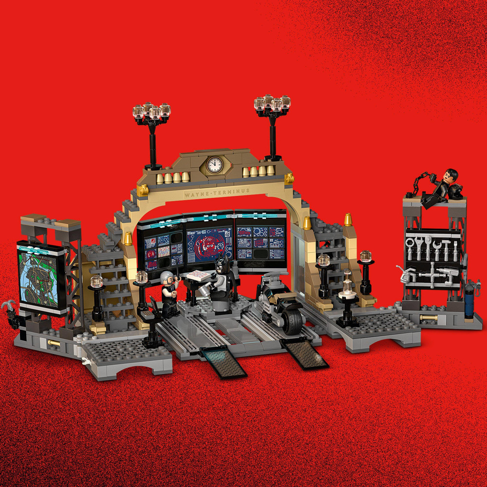 Конструктор Lego Super heroes DC Batman Пещера Бэтмена схватка с Загадчиком (76183) Конструктор Lego Super heroes DC Batman Пещера Бэтмена схватка с Загадчиком (76183)