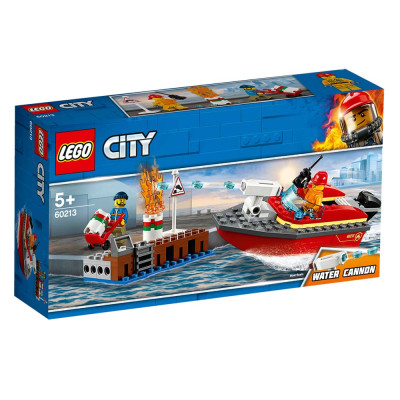 Конструктор Lego City Пожар на причале (60213)