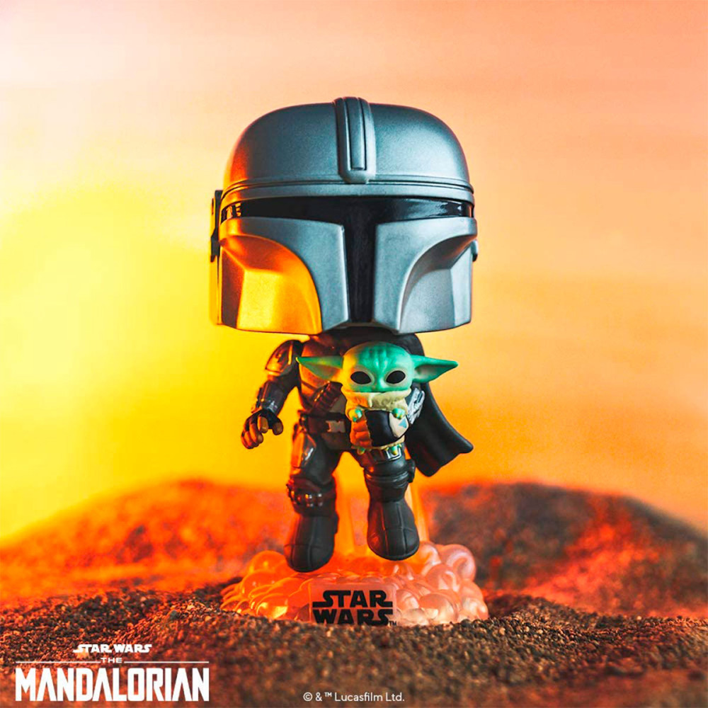 Фигурка Funko Pop Мандалорец, летящий с малышом (50959)