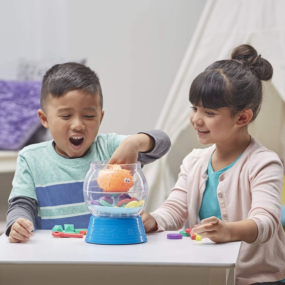 Настольная игра Hasbro Пугливая рыбка (E3255)