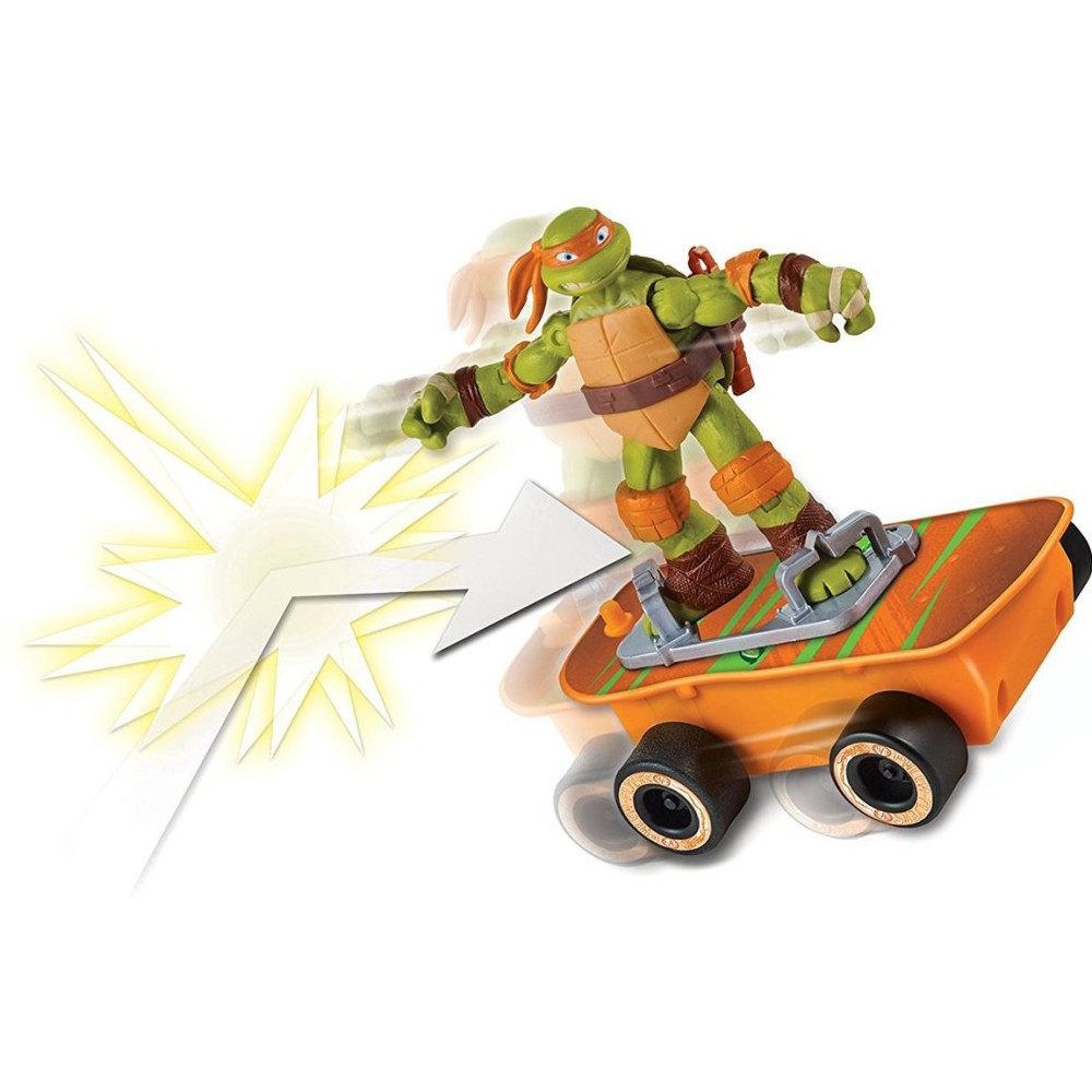 Боевой транспорт с фигуркой TMNT Скейт и Майки (94273)