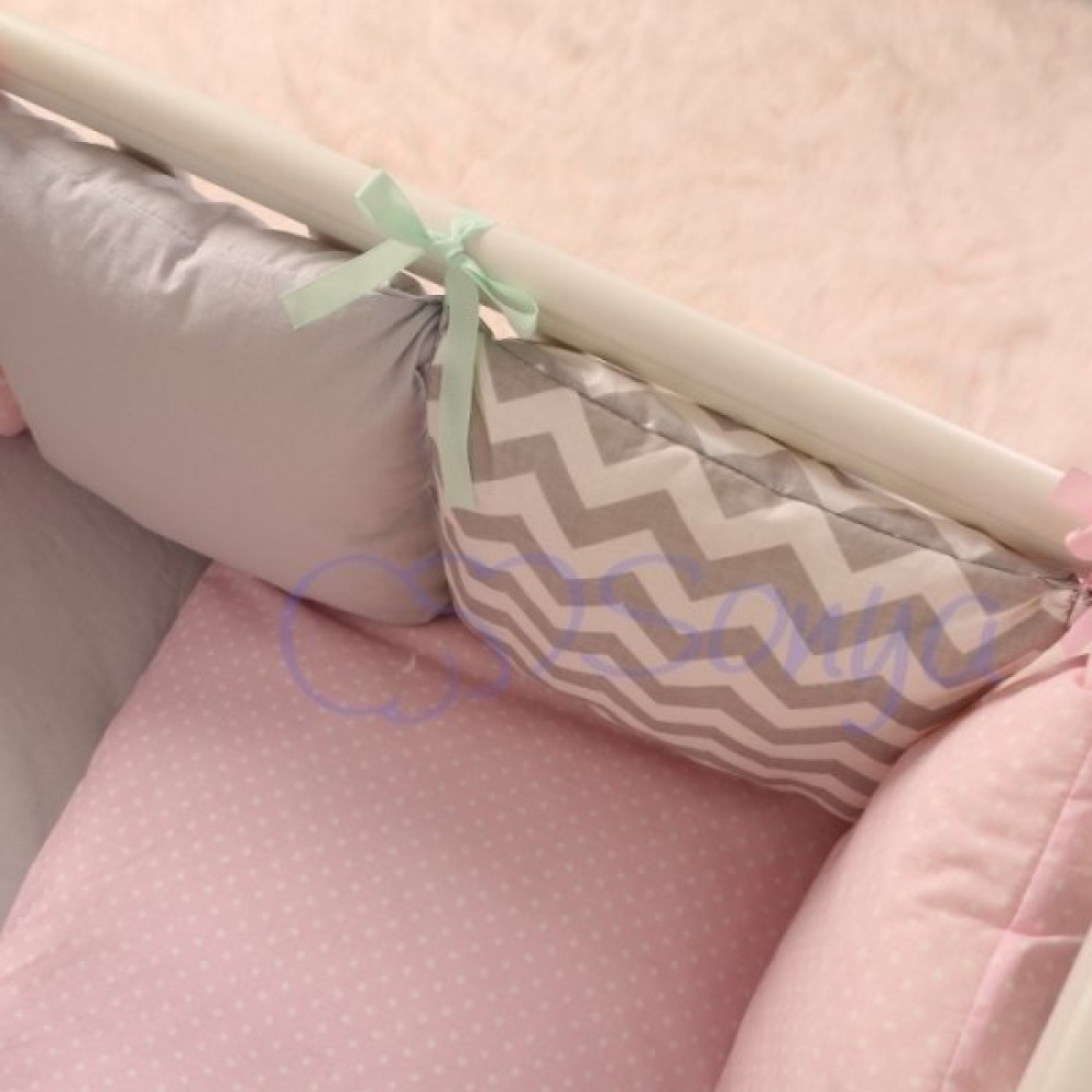 Постільний комплект Маленька Соня Baby Design зиґзаґ сіро-рожевий 7 предметів