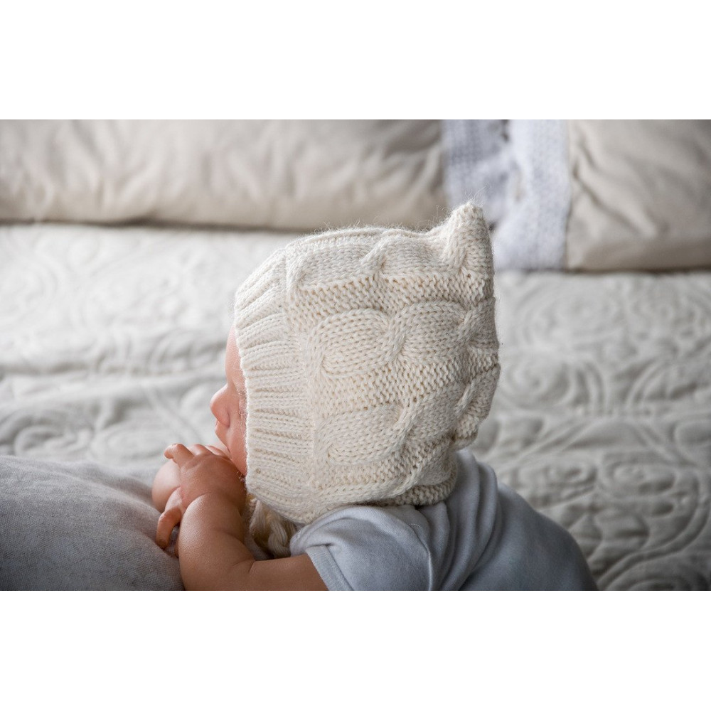Вязаная шапочка на трикотаже MagBaby (0-3 мес.), беж