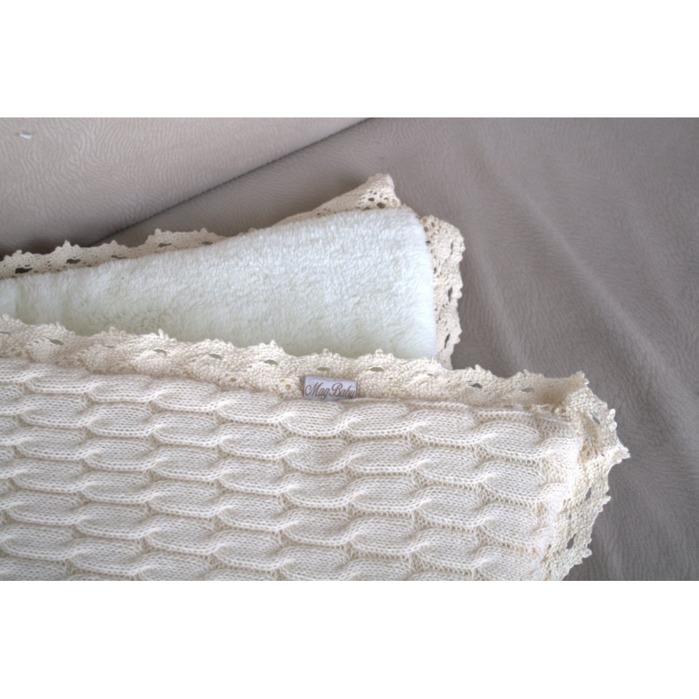 Вязаный конверт-одеяло на выписку MagBaby на махре бежевый Вязаный конверт-одеяло на выписку MagBaby на махре бежевый