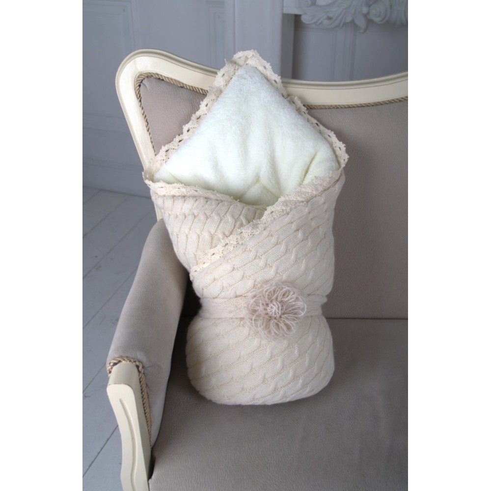 Вязаный конверт-одеяло на выписку MagBaby на махре бежевый Вязаный конверт-одеяло на выписку MagBaby на махре бежевый