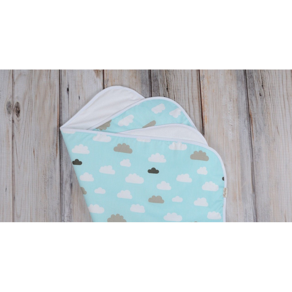 Непромокаемая пеленка MagBaby Облака 60x80