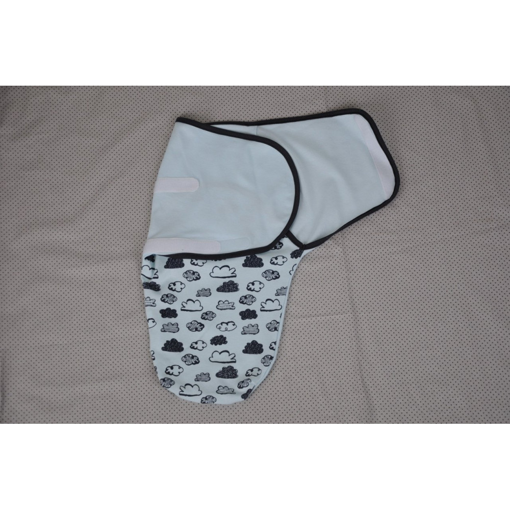 Пелюшка кокон на липучках + шапочка MagBaby Хмари блакитні (3-6 міс.)
