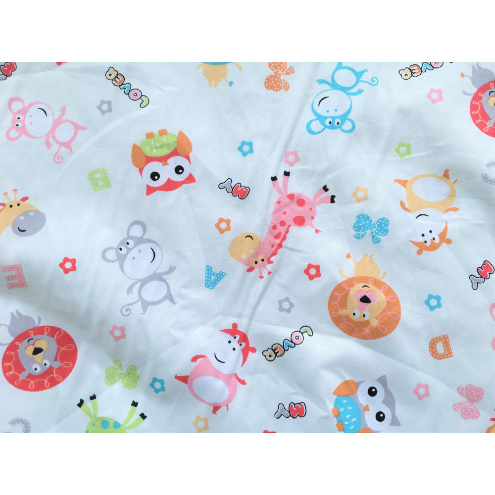 Непромокаемая пеленка MagBaby Лева и Ко 60x80 см