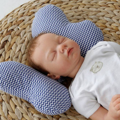 Подушка для новорожденных MagBaby Butterfly синий зигзаг Подушка для новорожденных MagBaby Butterfly синий зигзаг