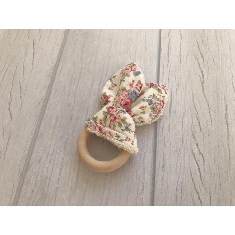 Прорезыватель MagBaby Double Ears Россыпь цветов