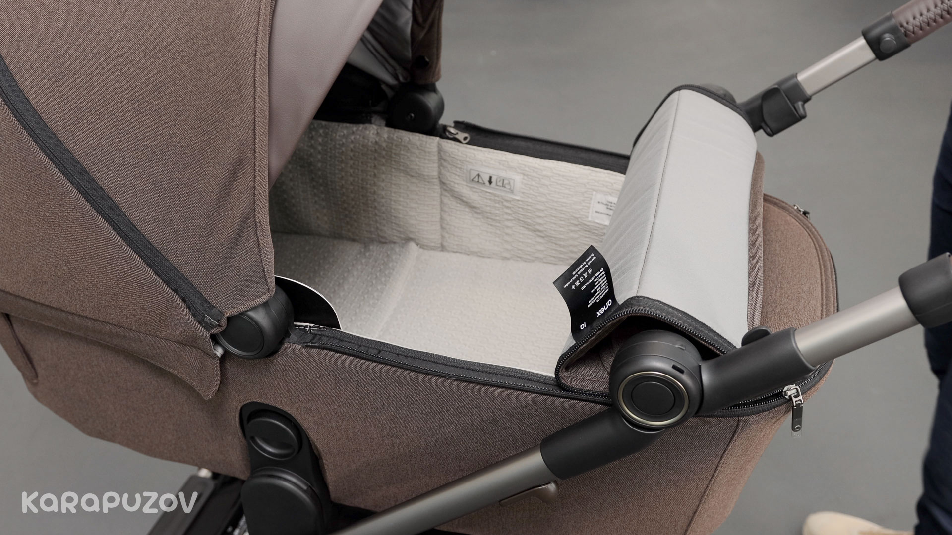 люлька коляски Анекс АйКью для будь-якої погоди