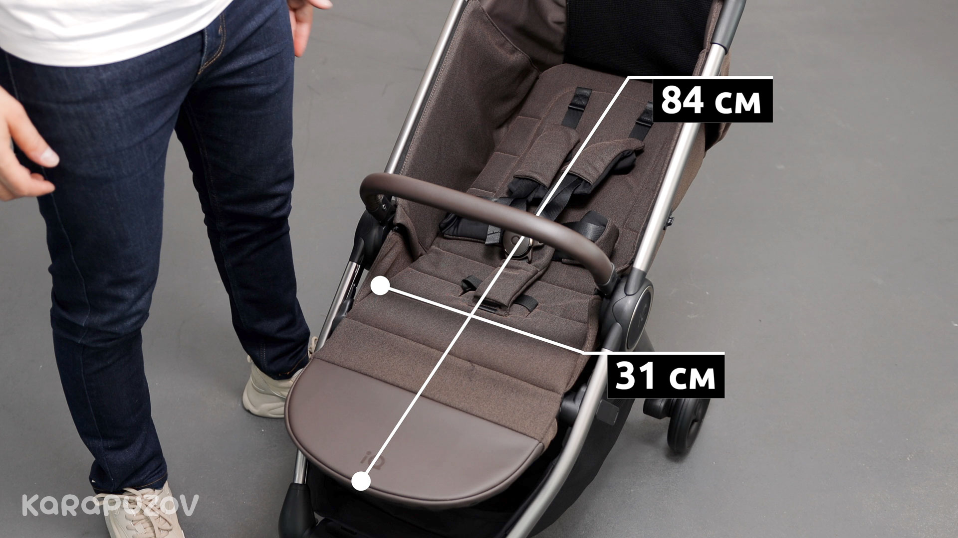 Розміри спального місця Anex IQ компактний прогулянковий візок для подорожей