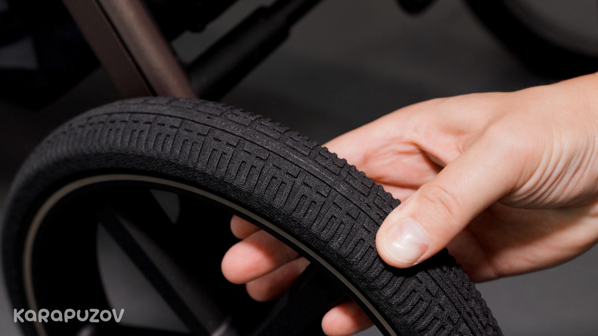 великі гумові колеса Каррелло Вектор