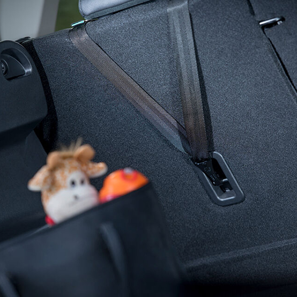 Верхний ремень Top Tether в автокресле Britax Romer Evolvafix