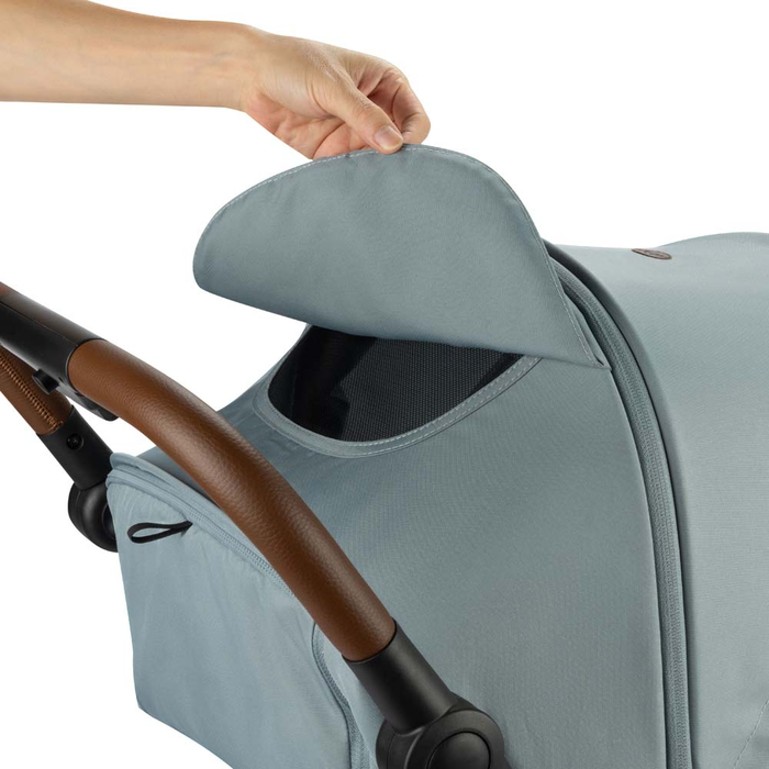 Оглядове віконце капюшона Bebe Confort Indra