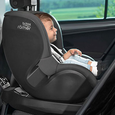 Установка против направления движения Britax Romer Dualfix M Plus