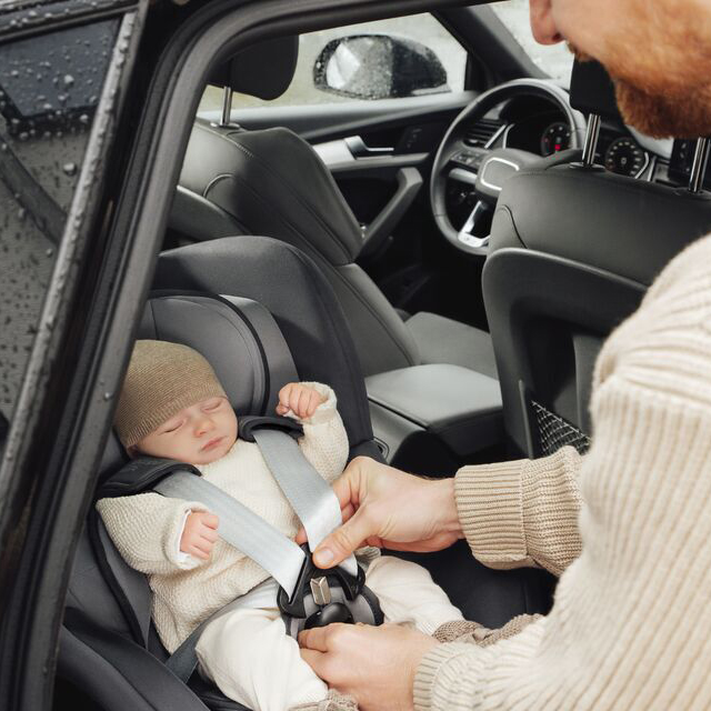 Автокресло Britax Romer Dualfix PRO
