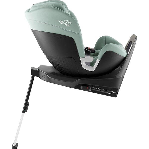 Автокресло Britax Romer Swivel 2 установлено против направления движения