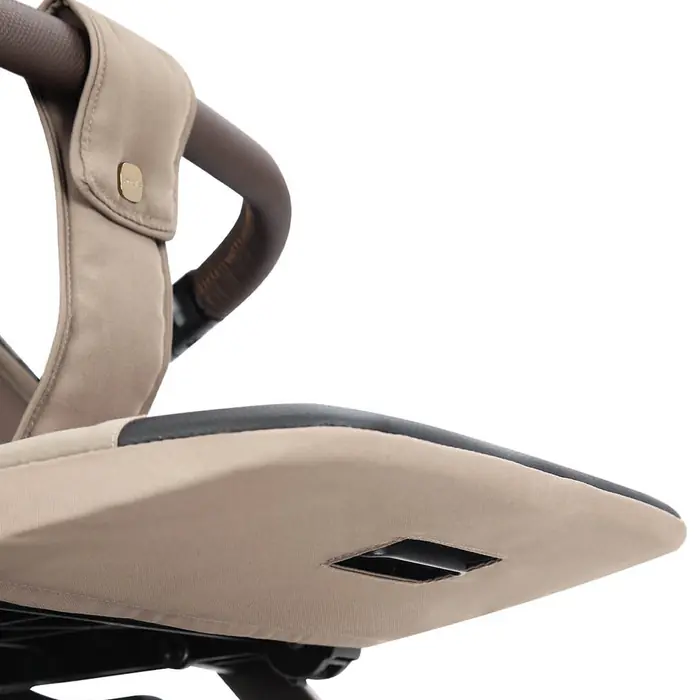 Регулируемая подножка прогулочной коляски Carrello Bravo Carbon