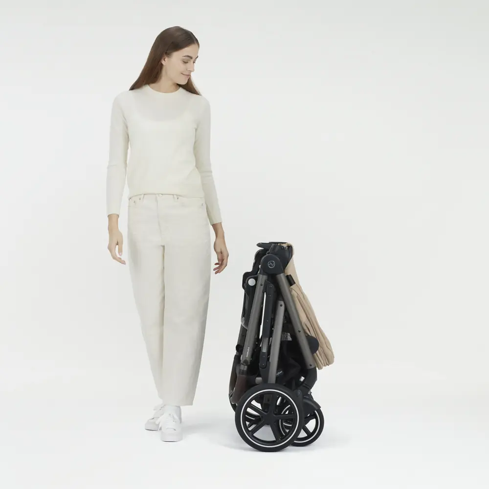 Cybex Gazelle S: Компактное складывание