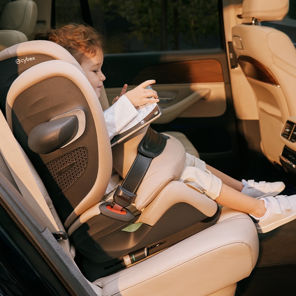 дитяче автокрісло з 15 місяців до 12 років Cybex Pallas G3