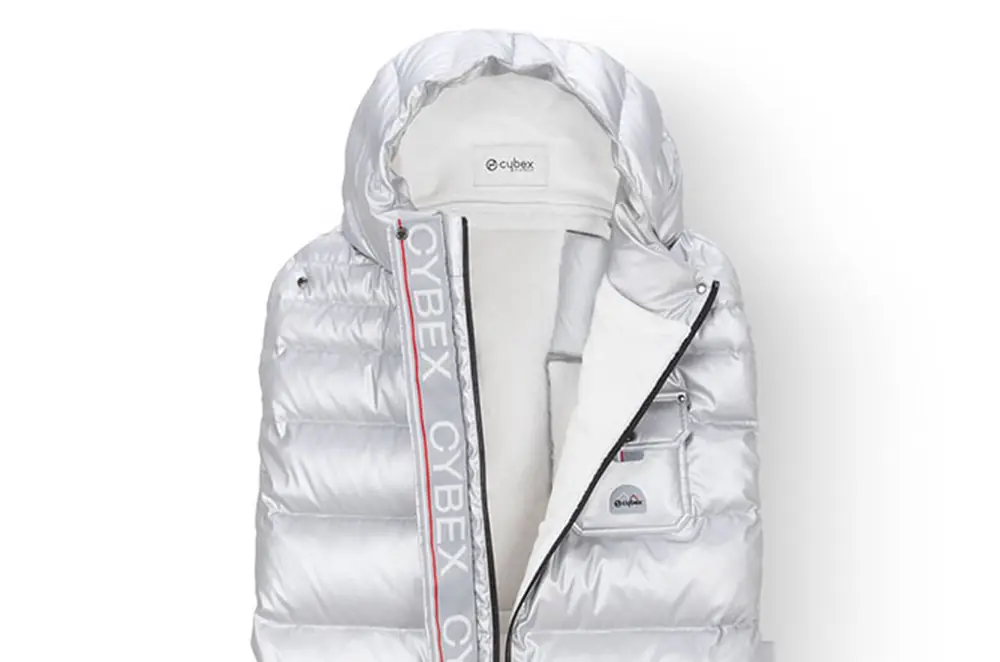 Регулируемое отверстие конверта Cybex Platinum Winter Footmuff