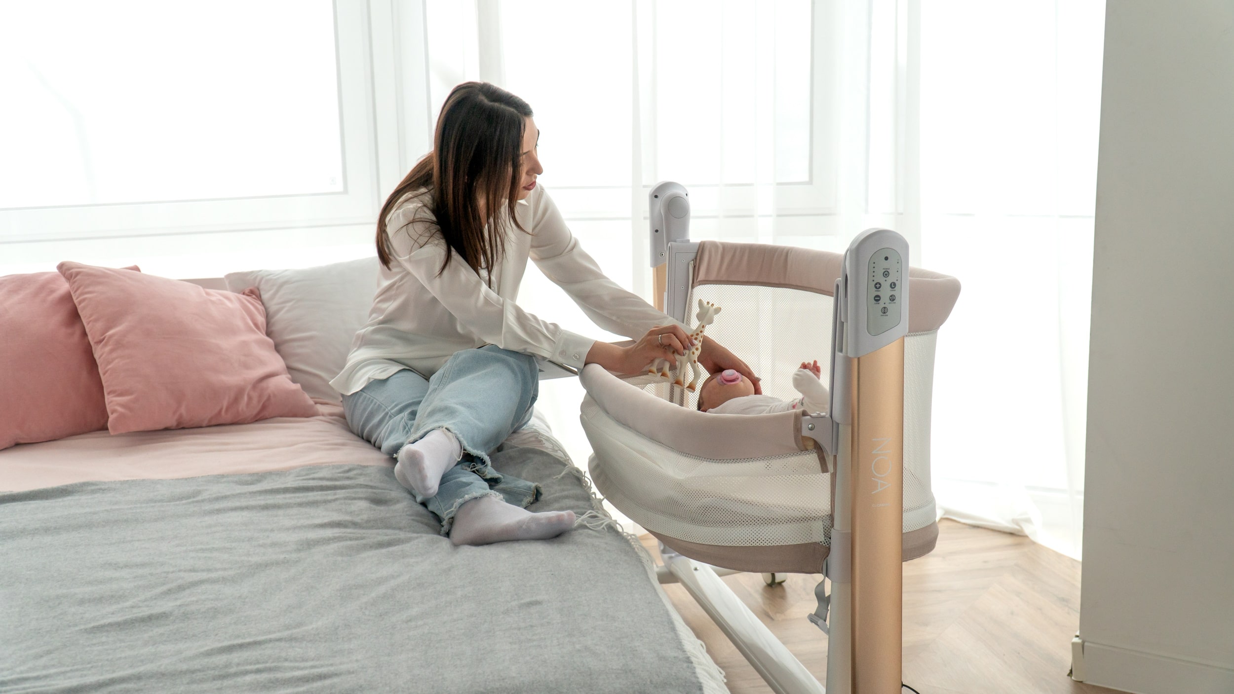 детская приставная кроватка с укачиванием, качели и манеж El Camino Noa ME 1125-G 