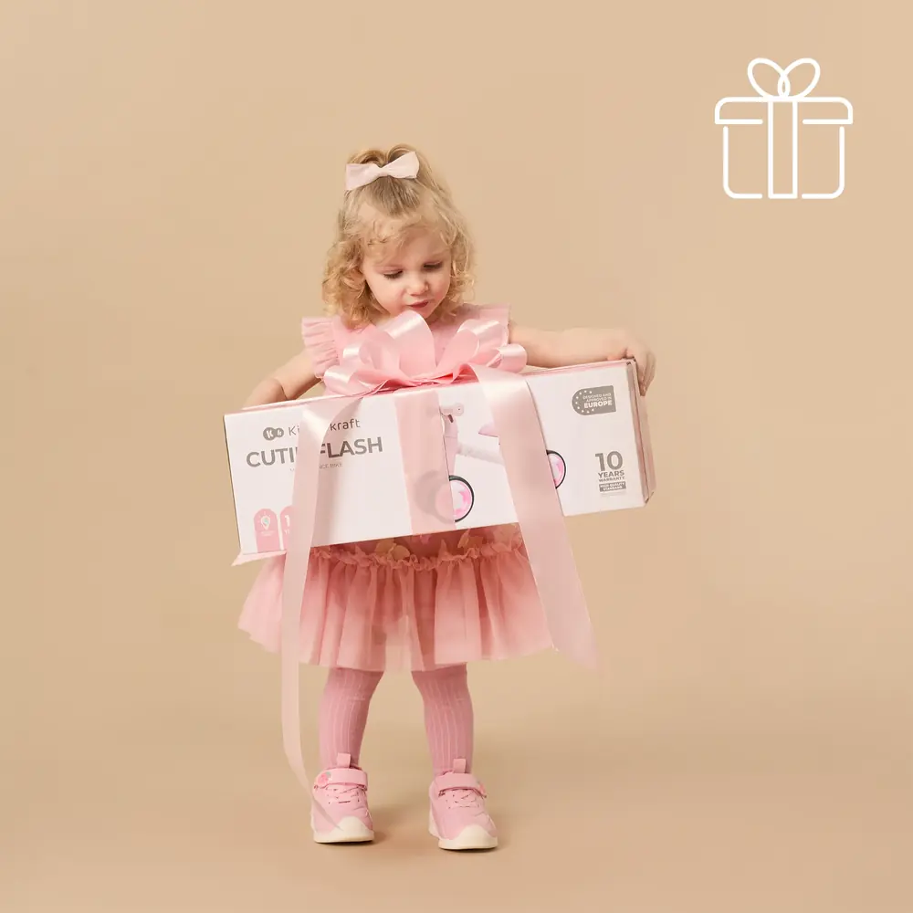 Чудовий подарунок на будь-яке свято, Kinderkraft Cutie Flash - чотириколісний міні-біговел (від 1 року, до 25 кг) • Blue (KRCUFL00BLU0000)