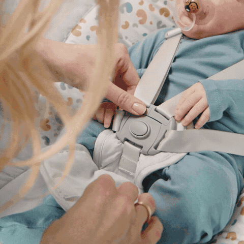 Безпечно, як на руках у батьків, Kinderkraft Lumi 2 - електричний шезлонг-гойдалка з таймером, мелодіями, пультом і панеллю управління • Dark Grey (KBLUMI02DGR0000)