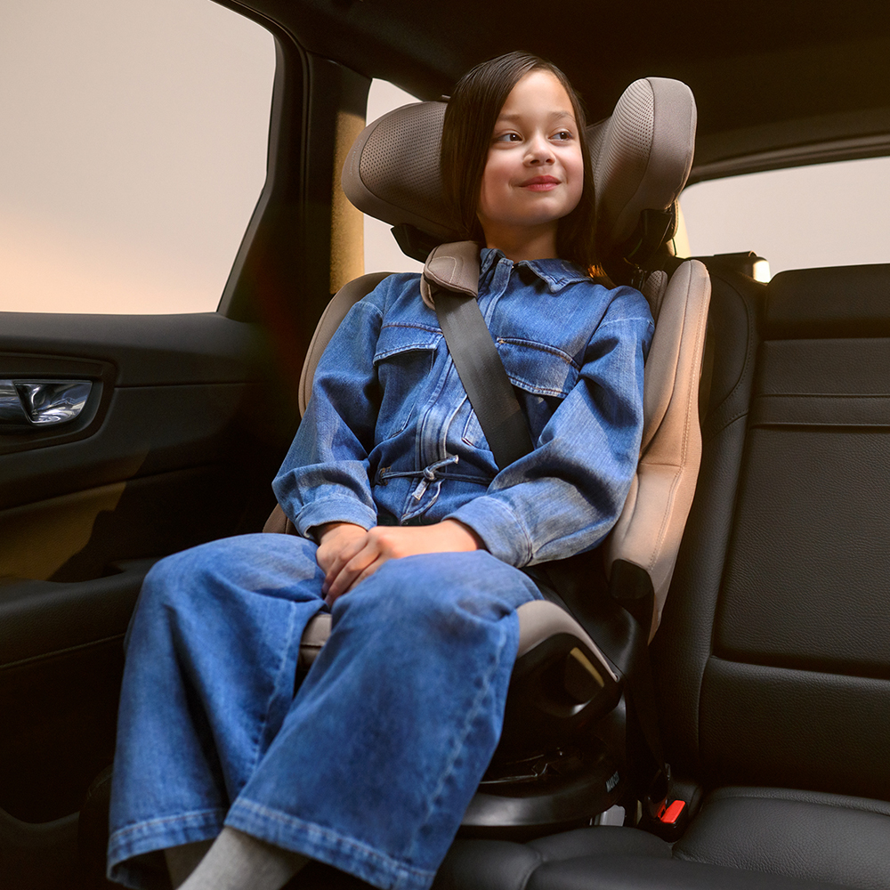 Maxi-Cosi Emerald 360 Pro висувне, поворотне дитяче автокрісло від 0 до 12 років