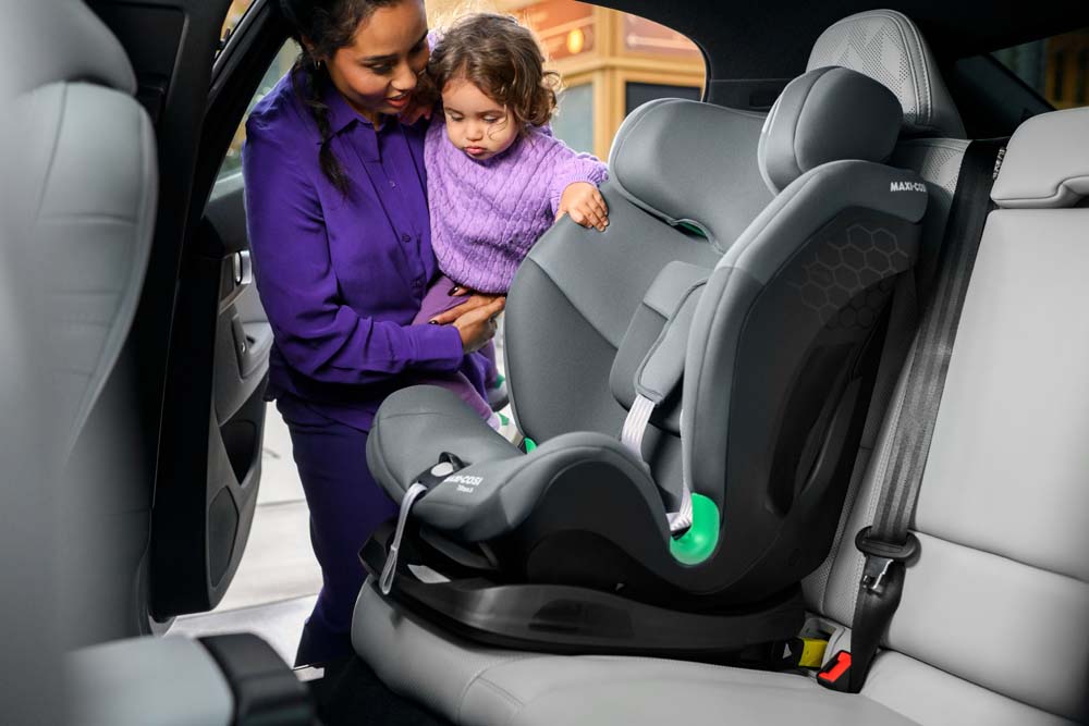 Maxi-Cosi Titan S i-Size, встановлення на кріпленнях ISOFIX