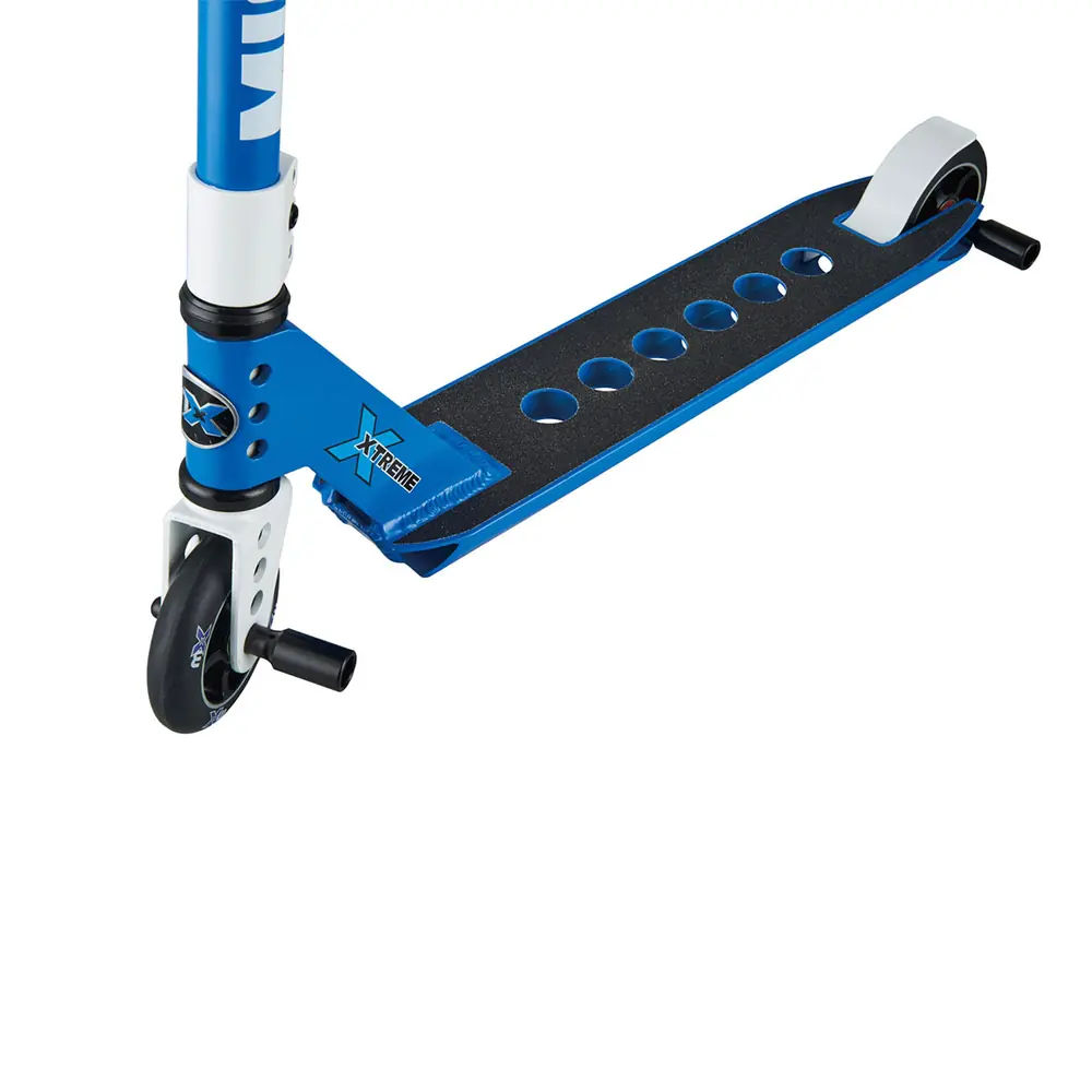 Дека трюкового самоката з наскрізними отворами