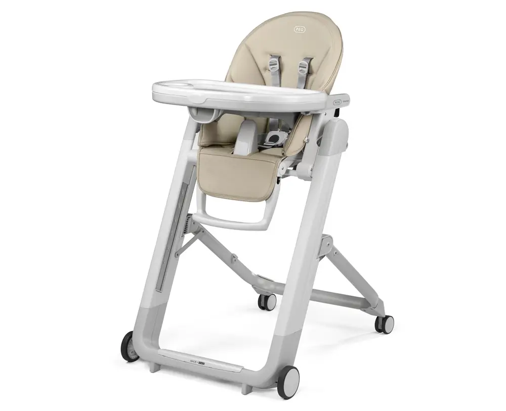 Сиденье с 5-точечными ремнями Peg Perego Siesta Follow Me