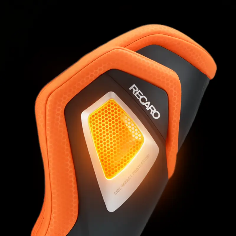 Автокрісло Recaro Axion 1: трапецієподібний захист від бокового удару