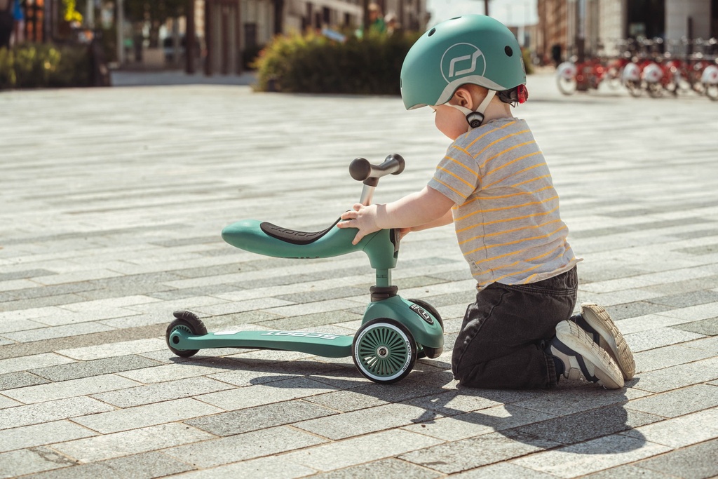 детский защитный шлем с фонариком ScootandRide Helmet XXS-S