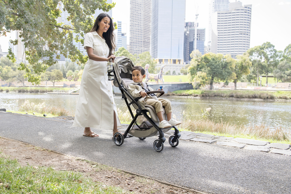 Прогулянковий візок Britax Romer Flylite